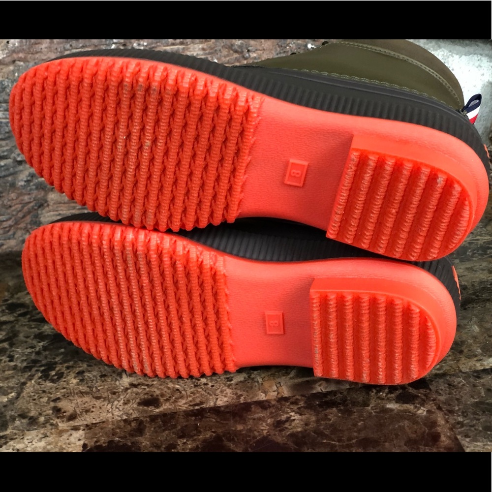 NEW Tommy Hilfiger Celcius duck boots - Picture 8 of 10